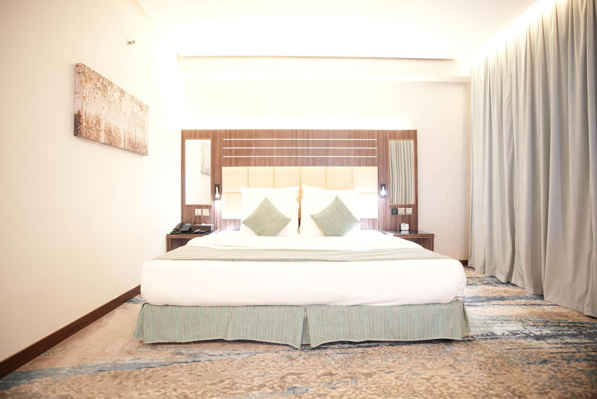 White Diamond Hotel Sari DDjeddah Extérieur photo